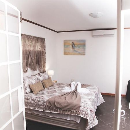 Hotel 29 Polvy Street à Mbombela Extérieur photo
