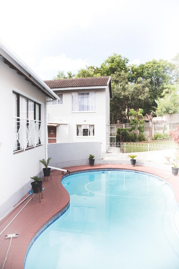 Hotel 29 Polvy Street à Mbombela Extérieur photo